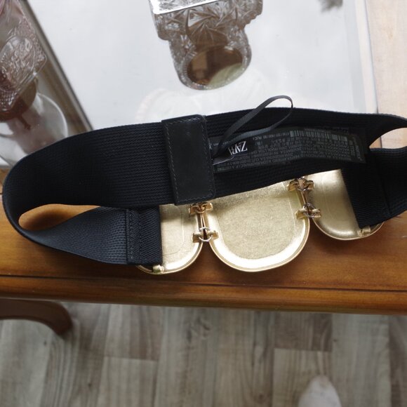 Big Zara Enamel Gold Tone Buckle Stretch Belt - Picture 3 of 7